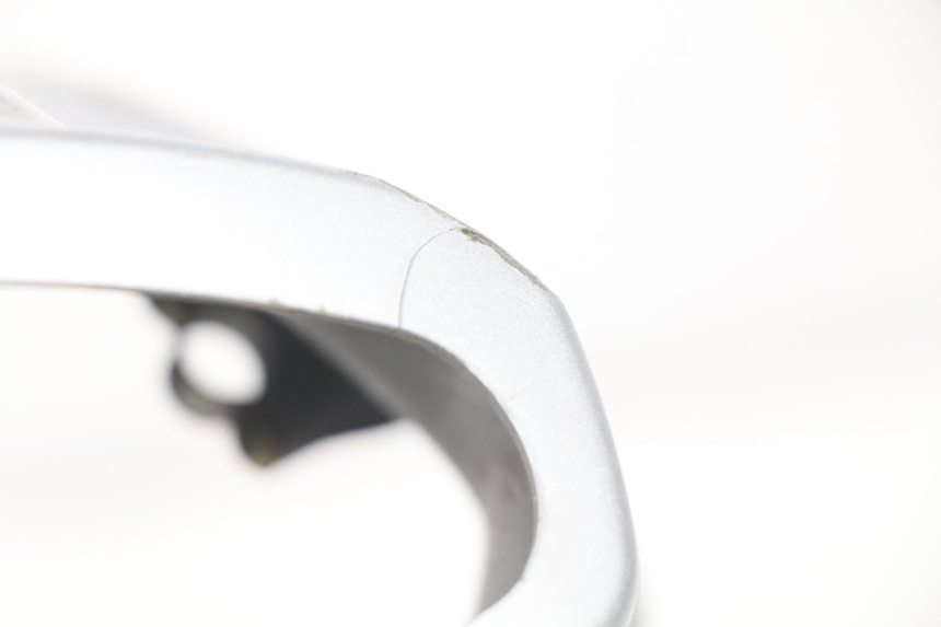 photo de COPERCHIO MANUBRIO ANTERIORE SYM SYMPHONY 50 (2009 - 2015) - Zoom sullo stato d'uso