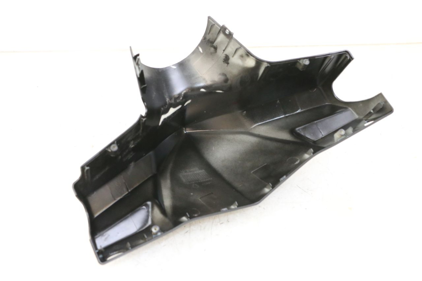 photo de COPRIMANUBRIO ANTERIORE TNT MOTOR BOSTON 4T 50 (2018 - 2025) - Stato della superficie e materiale