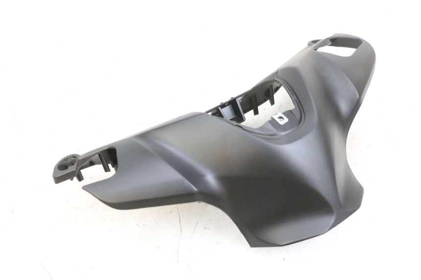 photo de COPRIMANUBRIO ANTERIORE YAMAHA TRICITY 300 (2020 - 2024) - Dettagli dei punti di fissaggio