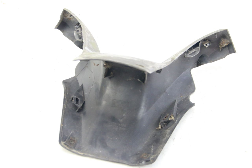 photo de COFANO MANUBRIO ANTERIORE SUZUKI UH BURGMAN 125 (2002 - 2006) - Altra angolazione