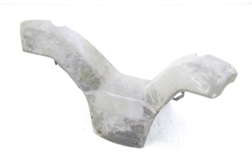 photo de COFANO MANUBRIO ANTERIORE SUZUKI UH BURGMAN 125 (2002 - 2006) - Primo piano tecnico