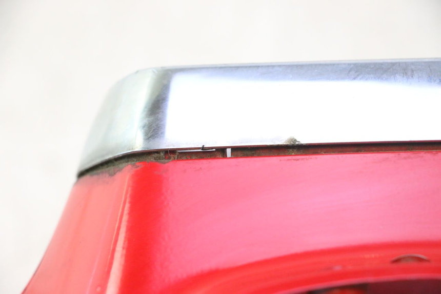 photo de COFANO MANUBRIO ANTERIORE PIAGGIO VESPA S 2T 50 (2007 - 2014) - Primo piano ad alta risoluzione