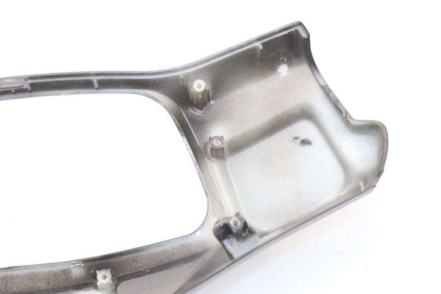 photo de COPERCHIO MANUBRIO ANTERIORE JM MOTORS VIPER 4T 50 (2015 - 2022) - Dettagli dei punti di fissaggio