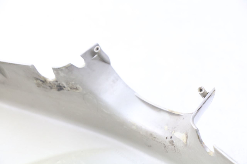 photo de COPERCHIO MANUBRIO ANTERIORE PEUGEOT VIVACITY 100 (1999 - 2008) - Zoom sullo stato d'uso