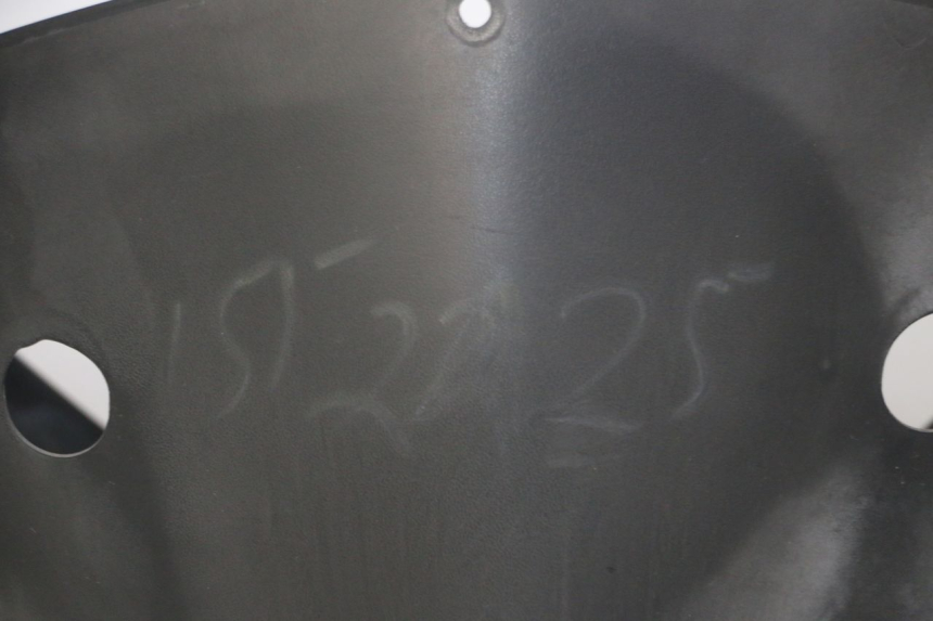 photo de COPRIMANUBRIO ANTERIORE YAMAHA X-CITY XCITY 125 (2007 - 2013) - Caratteristiche distintive