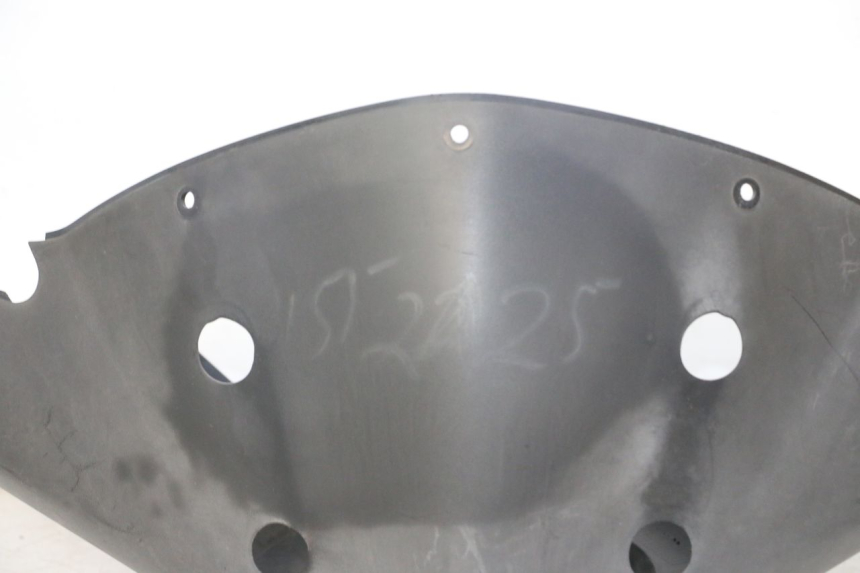 photo de COPRIMANUBRIO ANTERIORE YAMAHA X-CITY XCITY 125 (2007 - 2013) - Zoom sui componenti