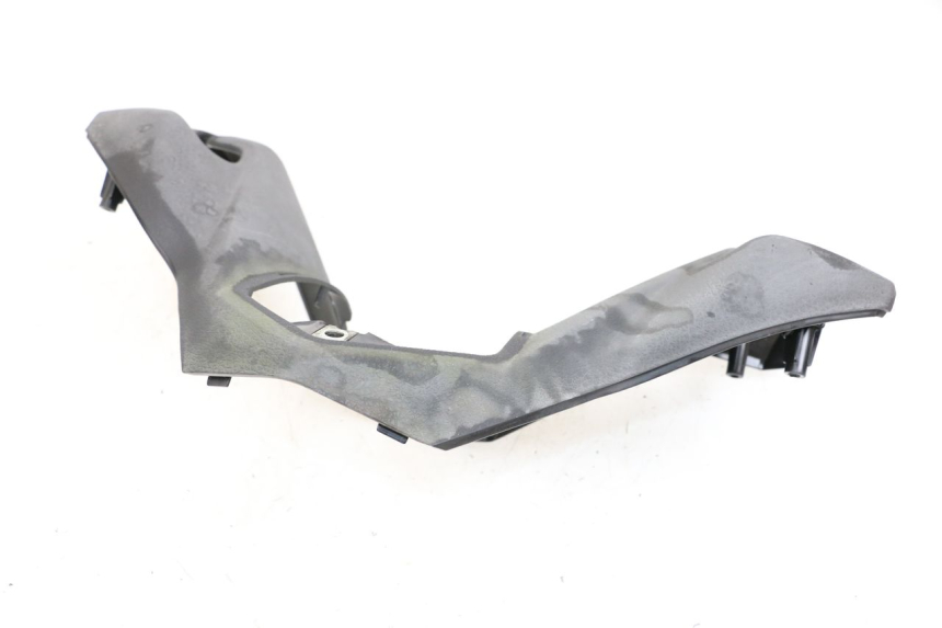 photo de COFANO MANUBRIO ANTERIORE YAMAHA X-MAX XMAX 125 (2010 - 2013) - Altra angolazione