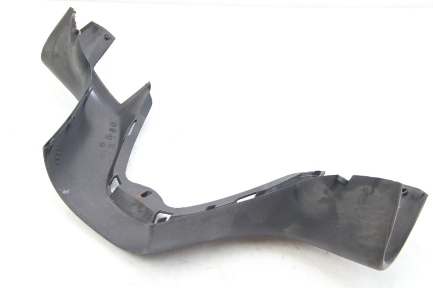 photo de COFANO MANUBRIO ANTERIORE PIAGGIO X8 125 (2004 - 2007) - Zoom sullo stato d'uso