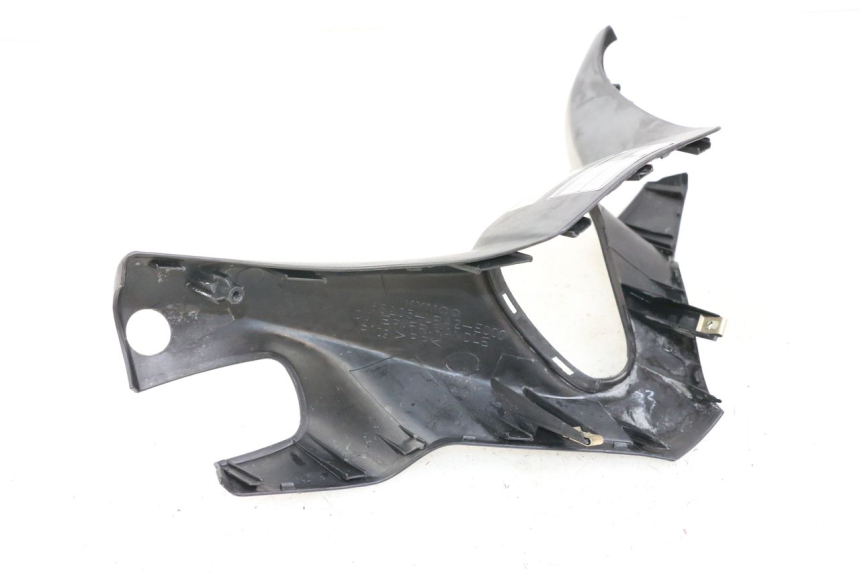 photo de COPRIMANUBRIO ANTERIORE KYMCO XCITING 250 (2006 - 2009) - Zoom sullo stato d'uso