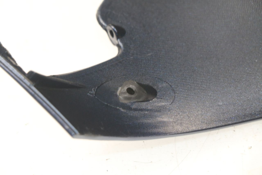 photo de COFANO MANUBRIO ANTERIORE PIAGGIO ZIP 2T 50 (2009 - 2019) - Dettaglio del componente