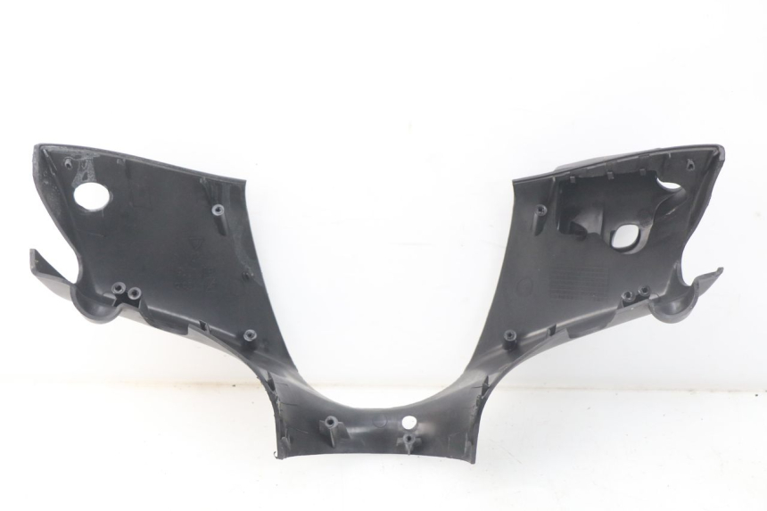 photo de COFANO MANUBRIO ANTERIORE PIAGGIO ZIP 4T 50 (2018 - 2020) - Altra angolazione