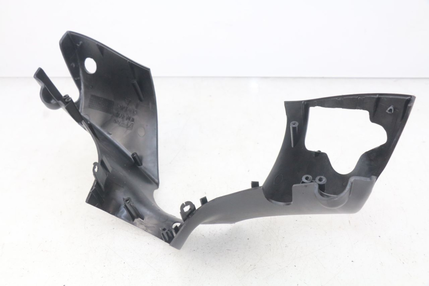 photo de COPERCHIO MANUBRIO ANTERIORE PIAGGIO ZIP 4T 50 (2006 - 2017) - Dettaglio del componente