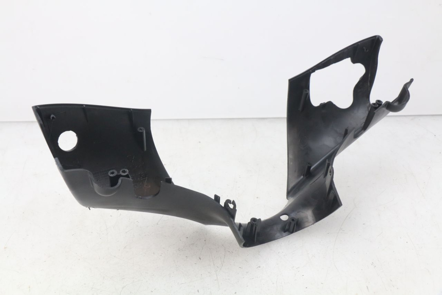 photo de COPERCHIO MANUBRIO ANTERIORE PIAGGIO ZIP 4T 50 (2006 - 2017) - Zoom sullo stato d'uso