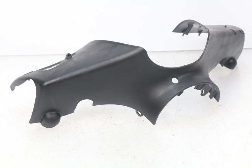 photo de COPERCHIO MANUBRIO ANTERIORE PIAGGIO ZIP 4T 50 (2006 - 2017) - Primo piano tecnico