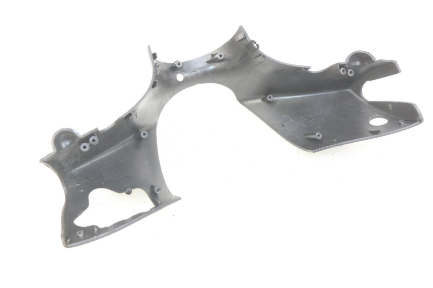 photo de COFANO MANUBRIO ANTERIORE PIAGGIO ZIP 4T 50 (2018 - 2020) - Altra angolazione