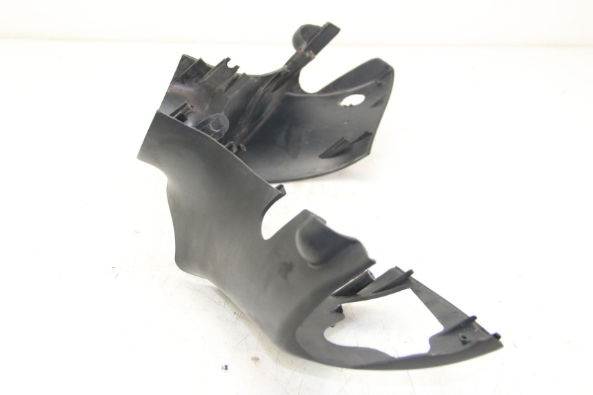 photo de COFANO MANUBRIO ANTERIORE PIAGGIO ZIP 4T 50 (2018 - 2020) - Primo piano tecnico