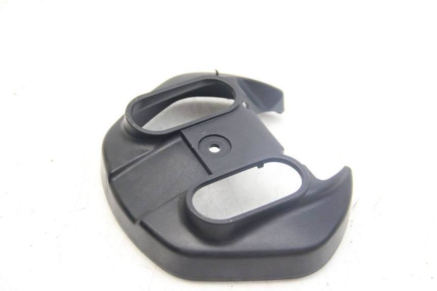 photo de COPRI MANUBRIO YAMAHA BW'S BWS 125 (2010 - 2013) - Dettaglio del componente