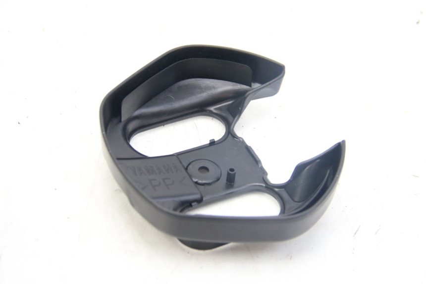 photo de COPRI MANUBRIO YAMAHA BW'S BWS 125 (2010 - 2013) - Primo piano tecnico