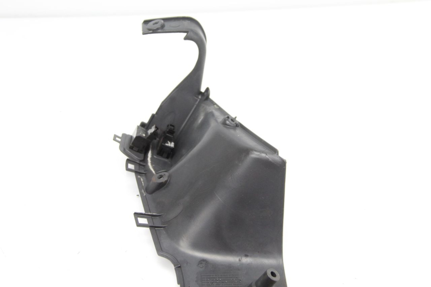 photo de COPERCHIO MANUBRIO COMANDI HONDA FES PANTHEON 125 (2003 - 2007) - Vista d'insieme del prodotto