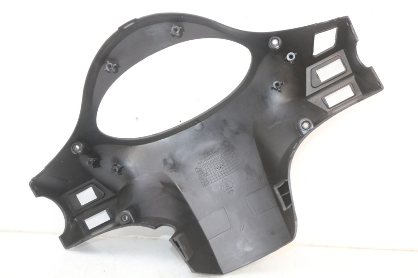 photo de COPERCHIO MANUBRIO COMANDI SYM FIDDLE 2 50 (2008 - 2013) - Dettagli dei punti di fissaggio