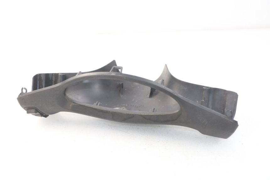 photo de MANOPOLE COPRIMANUBRIO PIAGGIO FLY 2T 50 (2004 - 2017) - Dettagli dei punti di fissaggio