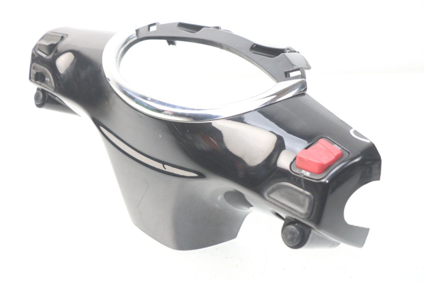 photo de COPERCHIO MANUBRIO COMANDI PIAGGIO FLY IE 125 (2012 - 2017) - Primo piano tecnico