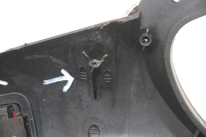 photo de COPERCHIO MANUBRIO COMANDI PIAGGIO FLY IE 125 (2012 - 2017) - Ricambio usato controllato