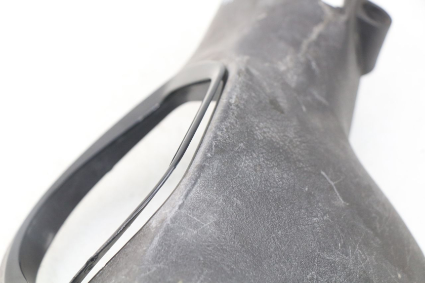 photo de COPERCHIO MANUBRIO COMANDI PIAGGIO LIBERTY 4T 50 (2009 - 2015) - Dettaglio del componente