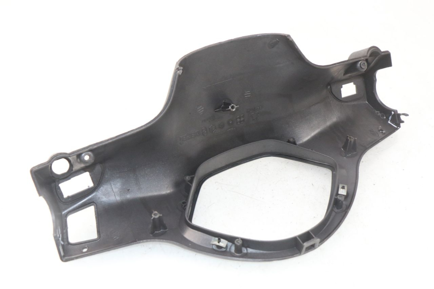 photo de COPERCHIO MANUBRIO COMANDI PIAGGIO LIBERTY 4T 50 (2009 - 2015) - Vista d'insieme del prodotto