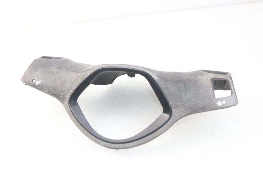 photo de COPERCHIO MANUBRIO COMANDI PIAGGIO LIBERTY 4T 50 (2009 - 2015) - Marcature e riferimenti originali