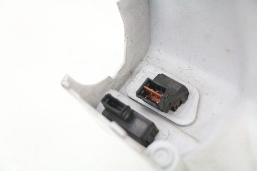 photo de Copri manubrio con comandi KYMCO LIKE 2T 50 (2009 - 2018) - Altra angolazione