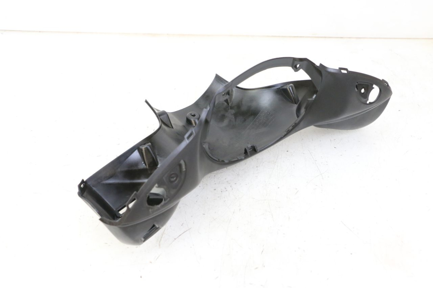 photo de COPERCHIO MANUBRIO COMANDI MBK OVETTO ONE 2T 50 (2013 - 2017) - Dettaglio del componente