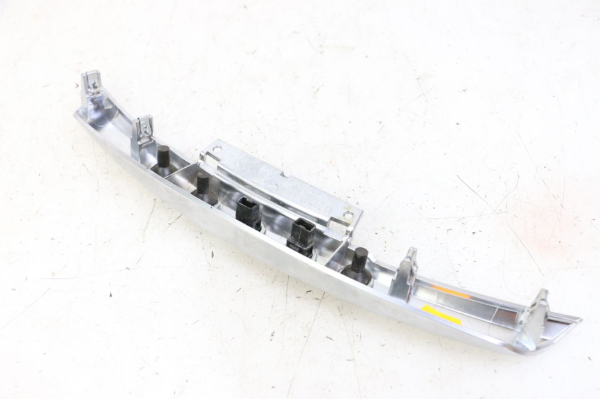 photo de COPRIMANUBRIO COMMUTATORE PIAGGIO MP3 500 (2014 - 2017) - Altra angolazione