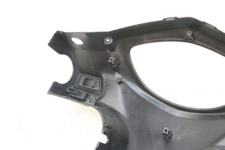 photo de MANOPOLE COPRIMANUBRIO SYM ORBIT III 3 4T 50 (2018 - 2021) - Dettagli dei punti di fissaggio