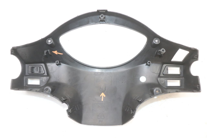 photo de COPRIMANUBRIO COMMUTATORE PEUGEOT TWEET 125 (2018 - 2021) - Dettaglio del componente