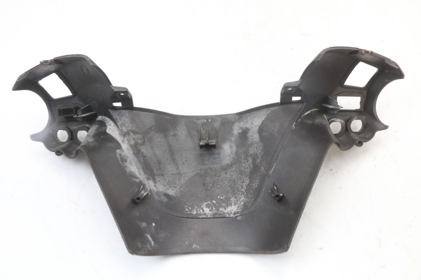 photo de COPERCHIO MANUBRIO COMANDI PIAGGIO X8 125 (2004 - 2007) - Primo piano tecnico