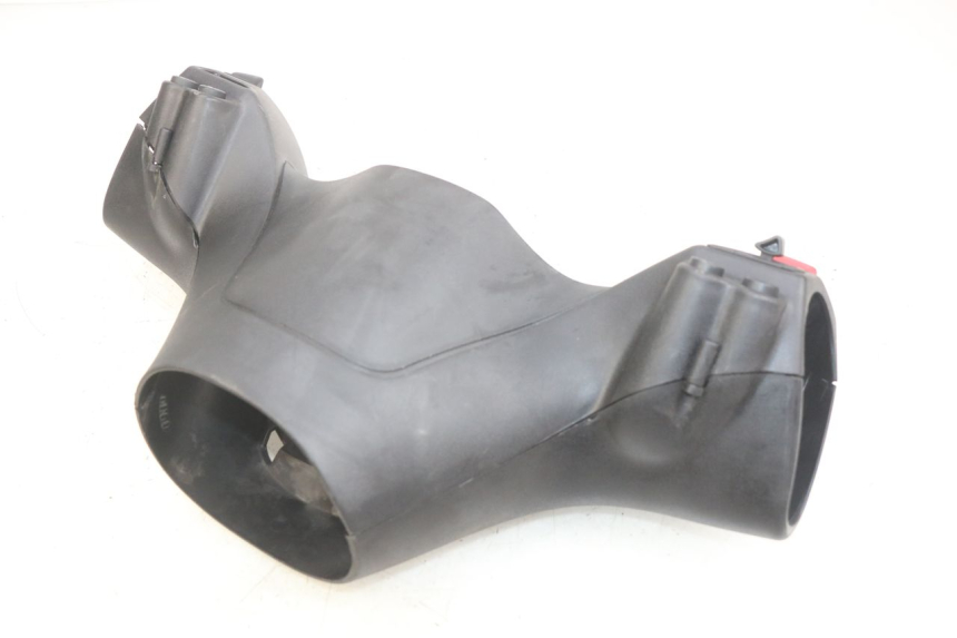 photo de MANOPOLE DEL MANUBRIO E COMANDI PIAGGIO XEVO - X EVO 125 (2007 - 2017) - Altra angolazione