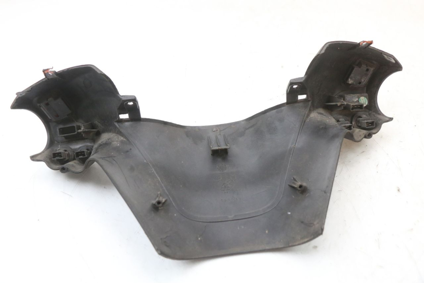 photo de MANOPOLE DEL MANUBRIO E COMANDI PIAGGIO XEVO - X EVO 125 (2007 - 2017) - Primo piano tecnico