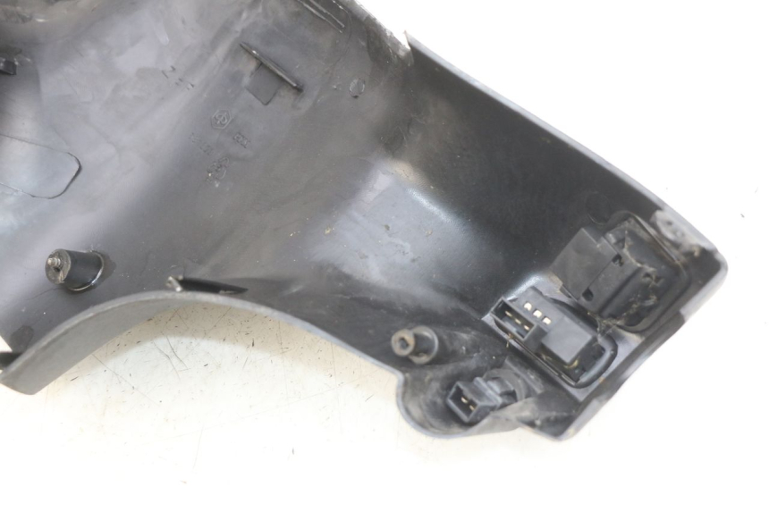 photo de MANOPOLE DEL MANUBRIO E COMANDI PIAGGIO ZIP 2T 50 (2009 - 2019) - Zoom sullo stato d'uso