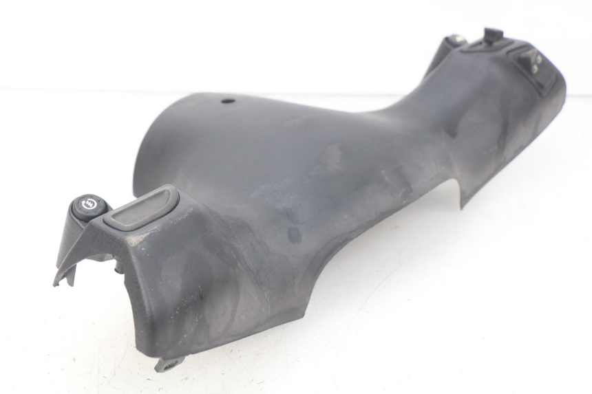 photo de COPERCHIO MANUBRIO COMANDI PIAGGIO ZIP 4T 50 (2006 - 2017) - Altra angolazione