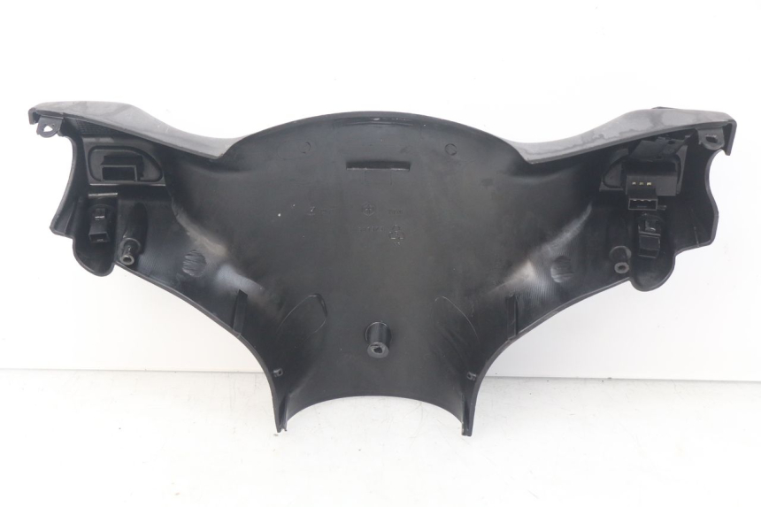 photo de COPERCHIO MANUBRIO COMANDI PIAGGIO ZIP 4T 50 (2006 - 2017) - Primo piano tecnico