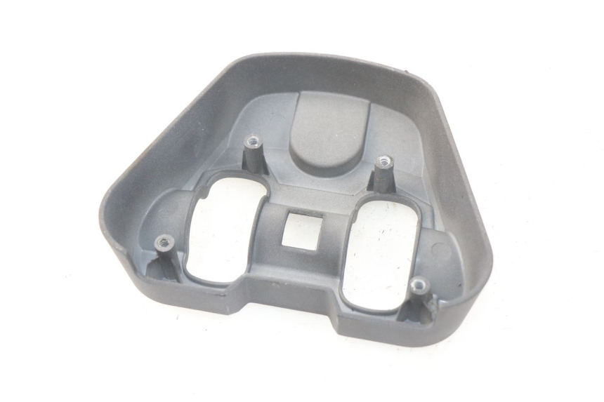 photo de COUVRE MANUBRIO SYM CROX 4T 50 (2016 - 2023) - Dettaglio del componente