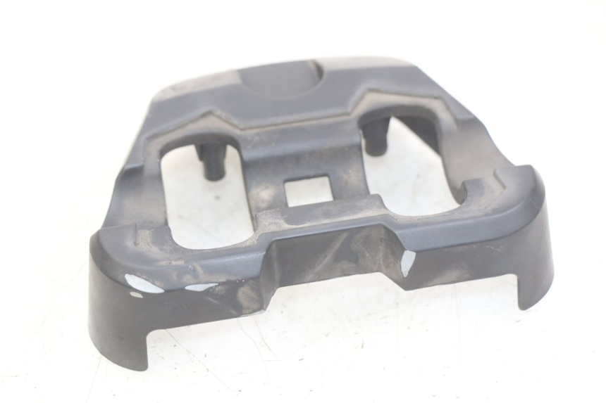 photo de COUVRE MANUBRIO SYM CROX 4T 50 (2016 - 2023) - Zoom sullo stato d'uso