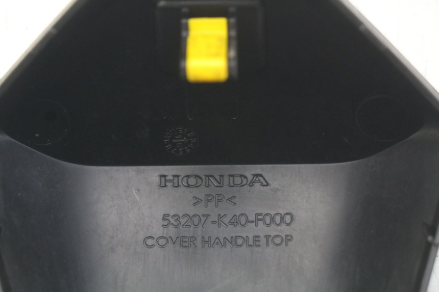 photo de COPRI MANUBRIO HONDA FORZA 125 (2015 - 2016) - Primo piano tecnico