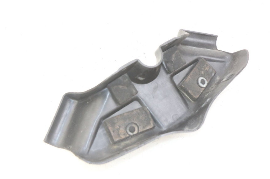 photo de COUVRE MANUBRIO SUZUKI GSX-F GSX  F 1100 (1988 - 1994) - Dettaglio del componente