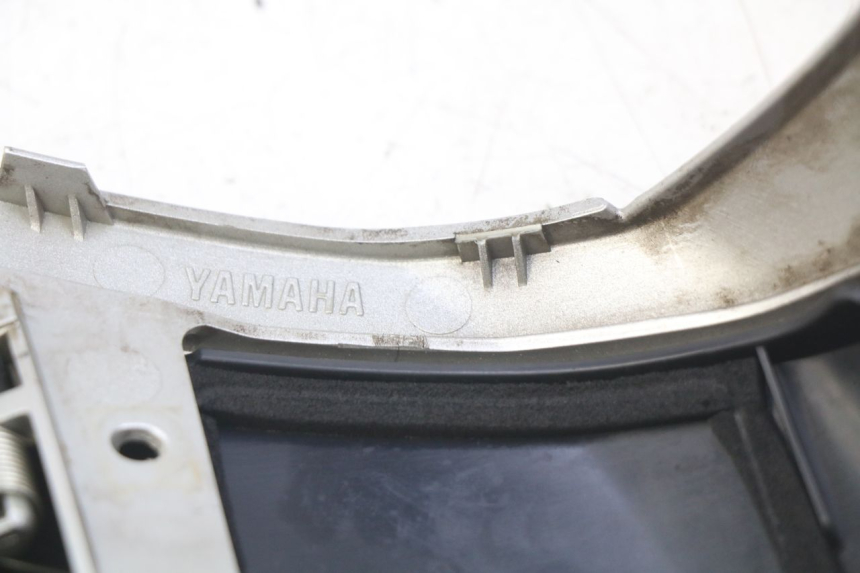 photo de COPRI MANUBRIO YAMAHA HW XENTER 125 (2011 - 2017) - Dettaglio del componente