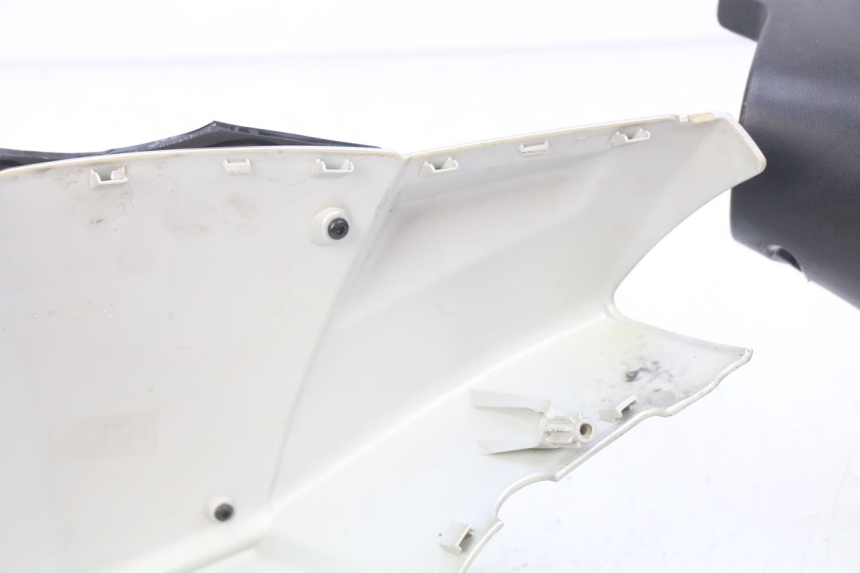 photo de COPRI MANUBRIO PEUGEOT KISBEE 2T 50 (2010 - 2017) - Foto prodotto supplementare