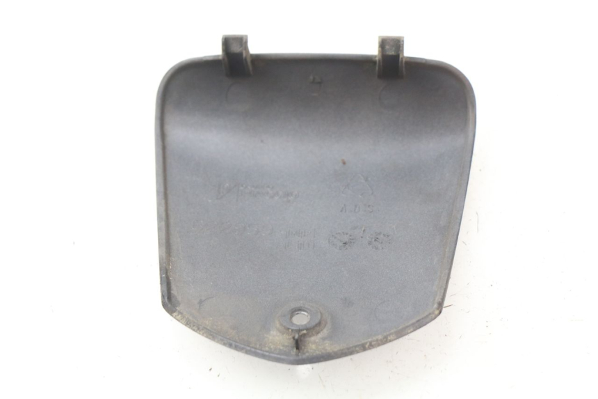 photo de COPRI MANUBRIO PIAGGIO MP3 LT 400 (2007 - 2012) - Dettaglio del componente