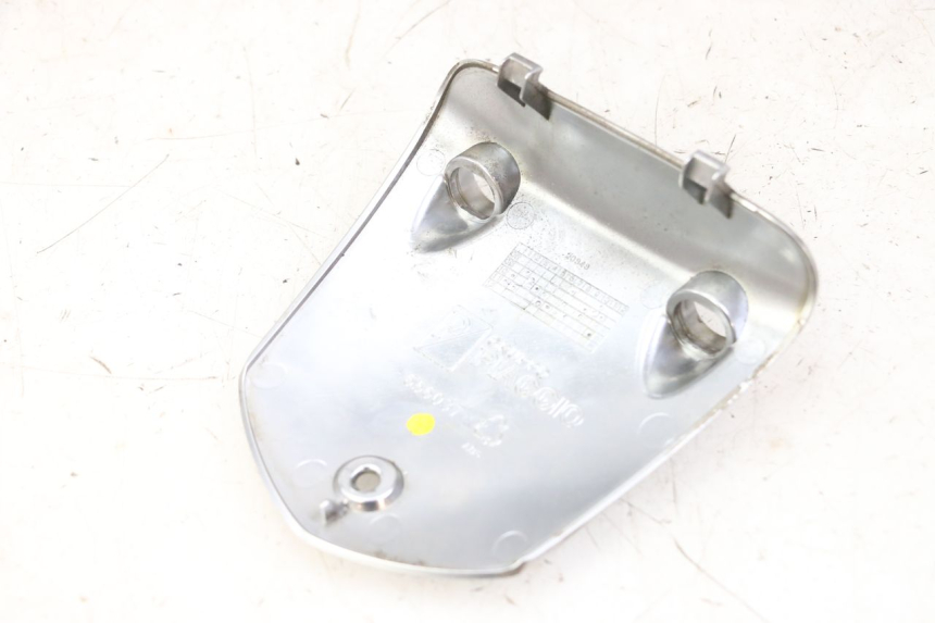 photo de COPRIMANUBRIO PIAGGIO MP3 LT 300 (2010 - 2016) - Dettaglio del componente