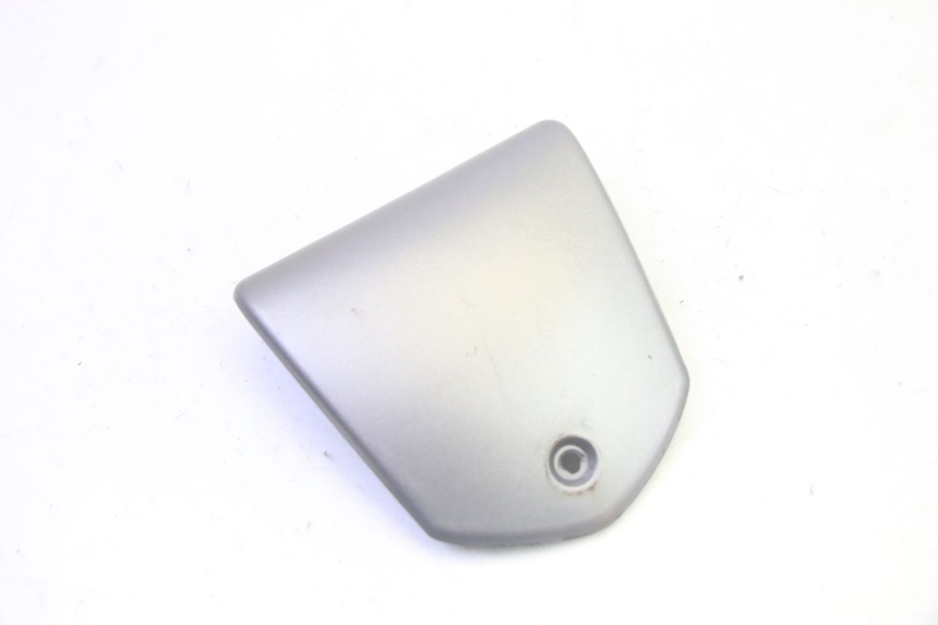 photo de COPRI MANUBRIO PIAGGIO MP3 LT 400 (2007 - 2012) - Dettaglio del componente